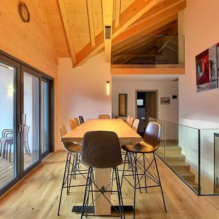 Source 24 Penthouse Spectacular View