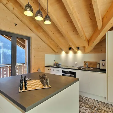 Source 24 Penthouse Spectacular View Шампери